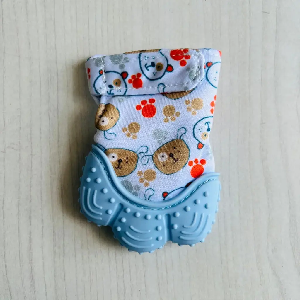 MITTENS TEETHER